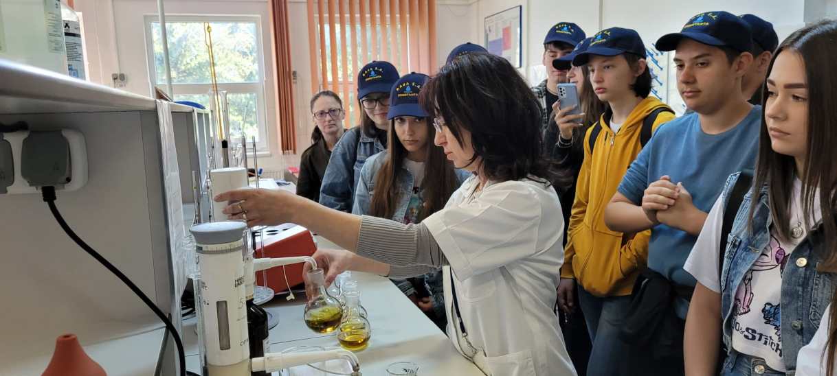 RAJA SA – partener al Liceului Teoretic Decebal