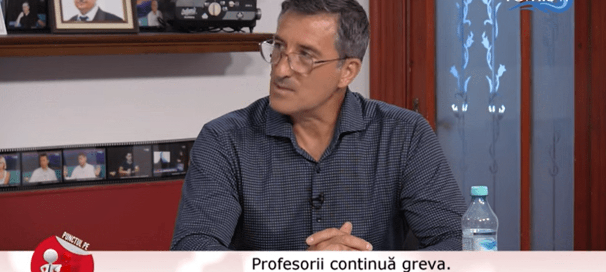 Profesorii continuă greva. Ce se întâmplă cu examenele de final de&nbsp;an?