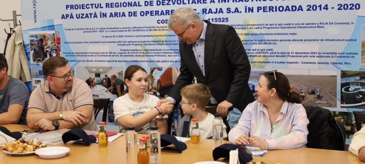 RAJA SA își onorează tinerii&nbsp;artiști