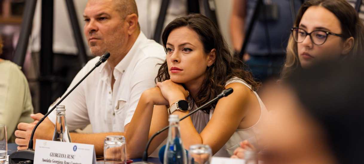 Proiectul „Zâmbet strălucitor: Educație pentru dinți sănătoși” a fost promovat la Conferința de prezentare a studiului CMSR privind situația sănătății orale în&nbsp;România