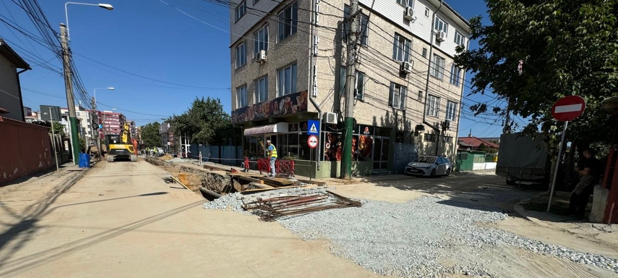 Progresul lucrărilor de reabilitare a magistralelor de apă pe strada Baba Novac din&nbsp;Constanța