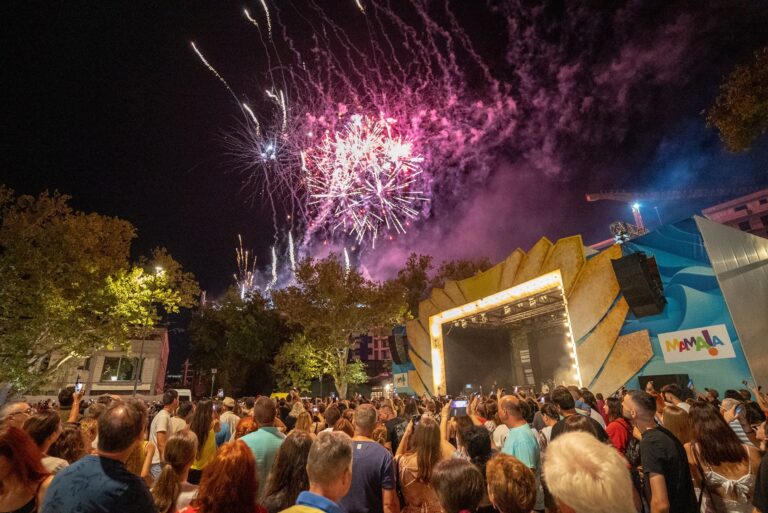 Weekendul Weeknd-urilor la Mamaia: Într-o atmosferă de artificii și focuri&nbsp;bengale