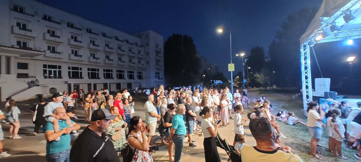 Nopți magice la Mamaia, în Minivacanța de Sfânta Maria! Distracția continuă și în weekend-ul&nbsp;următor